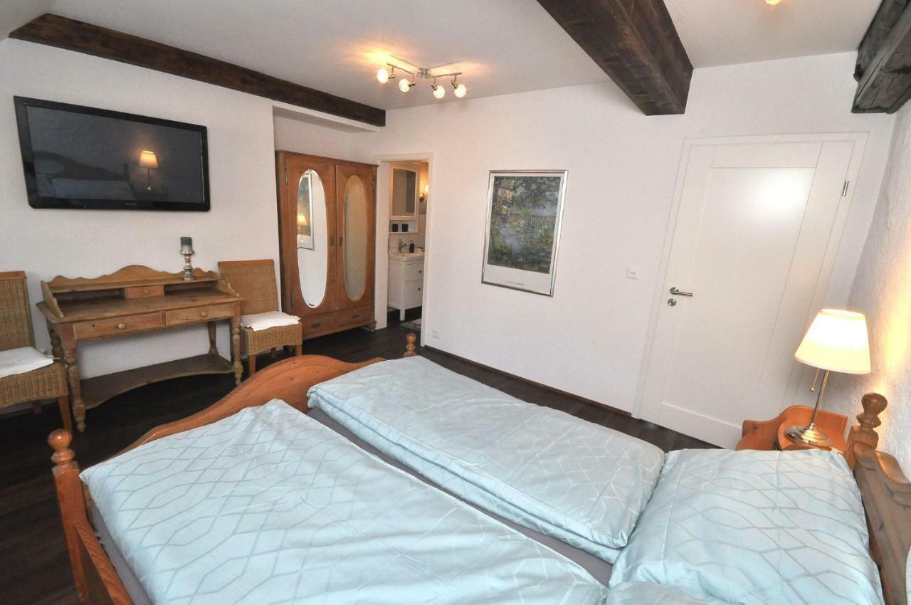 B&B Zum Rossli Zunzgen Buitenkant foto