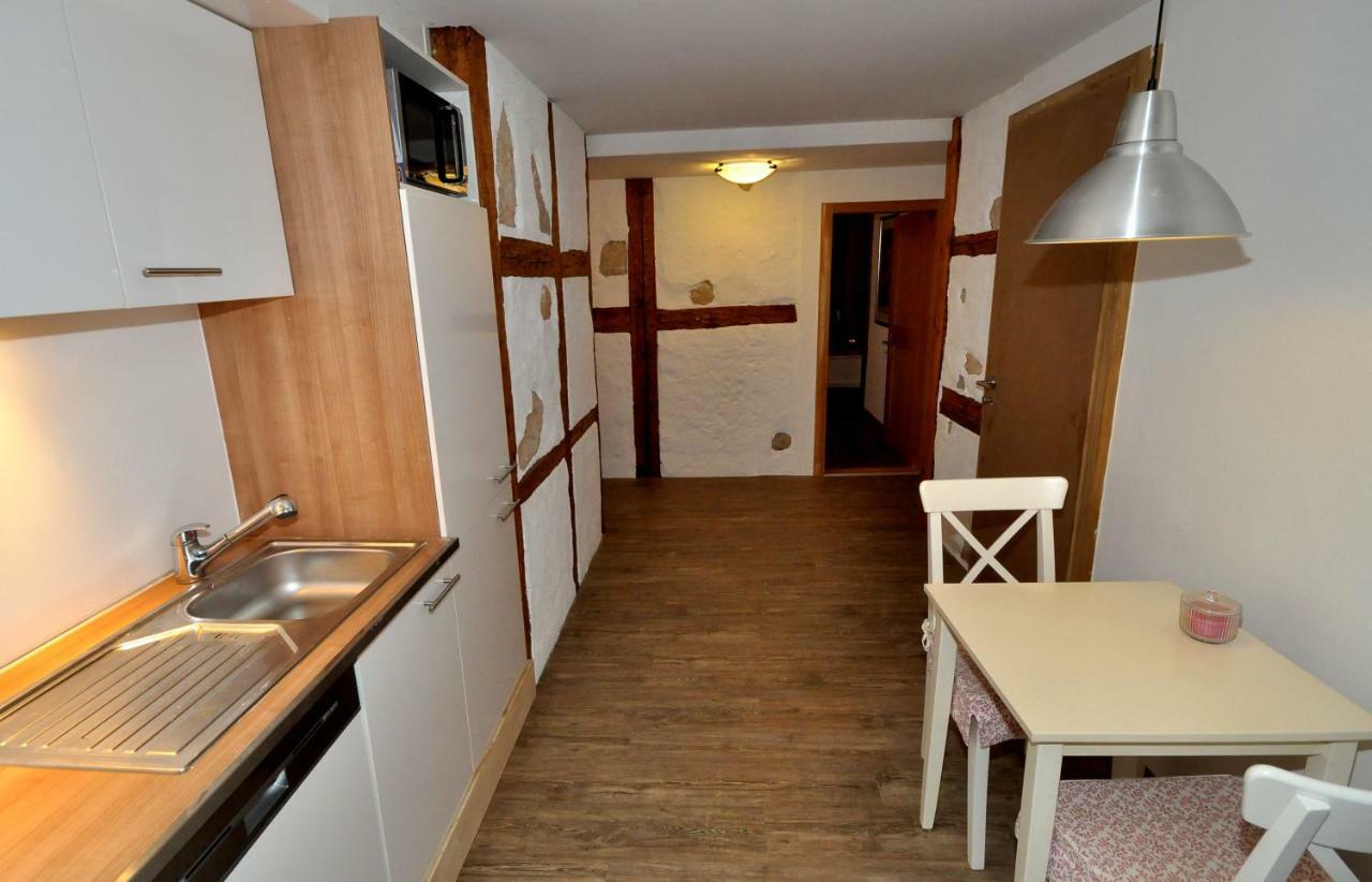 B&B Zum Rossli Zunzgen Buitenkant foto